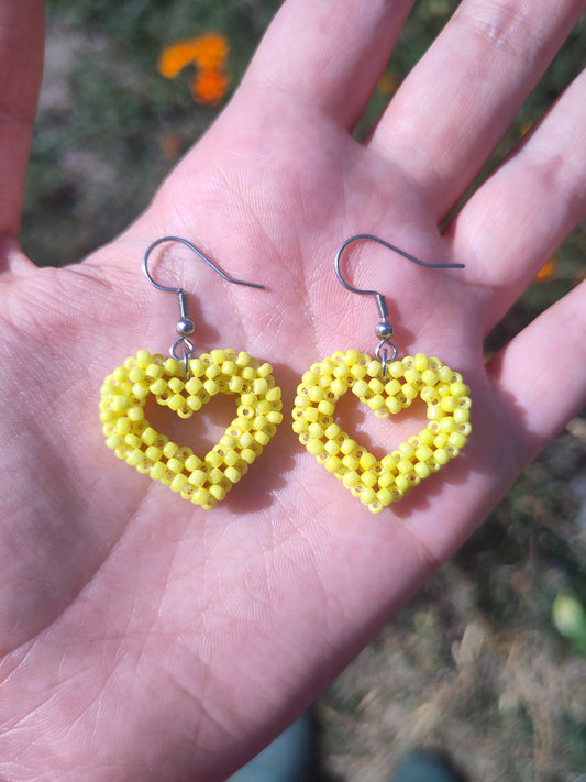 BOUCLES D'OREILLES - CŒURS JAUNE